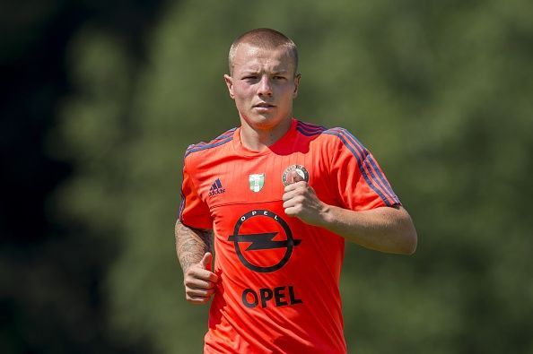 移籍 吉田所属のセインツ すかさずシュナイデルランの後釜を確保へ Theworld ザ ワールド 世界中のサッカーを楽しもう