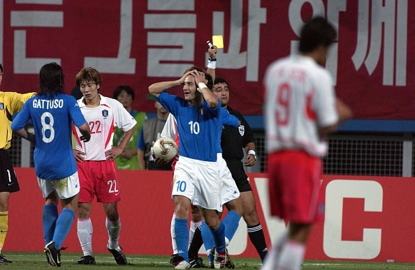 日韓w杯での韓国vsイタリアは妥当な結果 英紙は 判定に間違いがあったとしても 結果は正当 Theworld ザ ワールド 世界中のサッカー を楽しもう