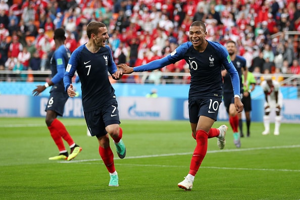 ロシアw杯 22 新10番 ムバッペが突き刺した ペルー迎撃のフランスが決勝tへ Theworld ザ ワールド 世界中のサッカーを楽しもう