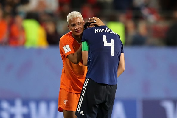 号泣の熊谷紗希へ感動的メッセージ オランダ女子代表fwが贈った言葉とは Theworld ザ ワールド 世界中のサッカーを楽しもう