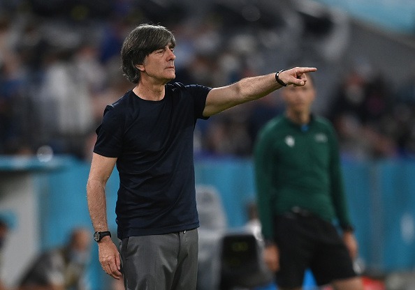 彼をそこに配置するのか 理解できなかった指揮官レーヴの考え方 Theworld ザ ワールド 世界中のサッカーを楽しもう