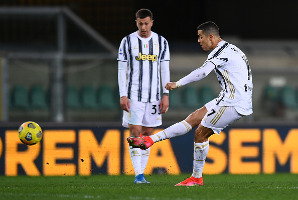 ロナウド それともディバラ 怖さがないユヴェントスのfk問題 Theworld ザ ワールド 世界中のサッカーを楽しもう