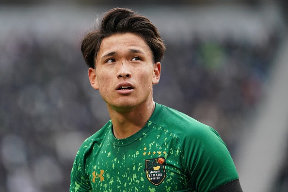 青森山田選手権メンバーウェア（一桁） どぎつい