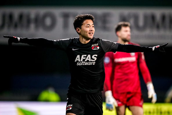 オランダでウイングでも躍動する日本人df 強豪azで全試合出場中の21歳は代表招集もあるか Theworld ザ ワールド 世界中のサッカー を楽しもう