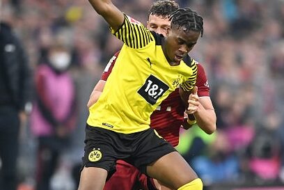 ドルトムントにもう Nextサンチョ と呼べる逸材が 頭角現す17歳の万能アタッカーとは Theworld ザ ワールド 世界中のサッカーを楽しもう
