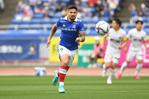 30 越えのピッチコンディションも苦にしない19回のスプリント 夏男レオ セアラが2ゴールでf マリノス が4連勝 Theworld ザ ワールド 世界中のサッカーを楽しもう