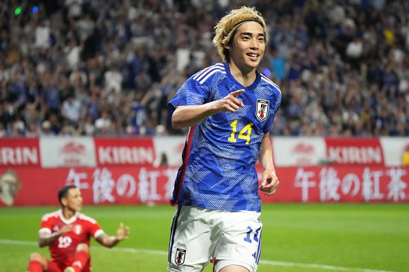 日本代表 2018 伊東純也 ユニフォーム スタッドランス KRCヘンク