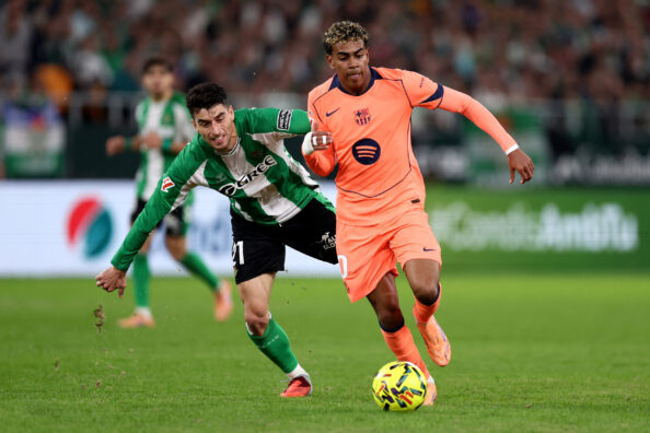 攻撃力爆発のバルセロナ　ヤマルのトップ下起用が鍵か