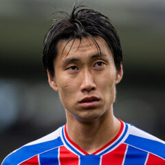 シティ戦で負傷の鎌田は「数週間」離脱　グラスナー監督「ハムストリングが完全に伸びきってしまった」