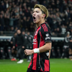 単独で守備陣ズタズタに! 堂安の独走ゴールを指揮官もメディアも大絶賛「すべてが退屈なドローを示していた。堂安がボールを奪うまでは」