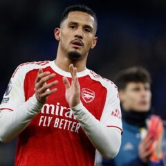 アーセナルは4つのコンペティションを戦い抜けるのか　これから36日間で11試合、サリバはタイトル枯渇を終わらせると語る