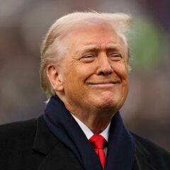 「帰れ!」「表彰式が台無しだ」 トランプ大統領にブーイング&SNSで批判殺到 W杯優勝セレモニーが物議