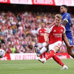 アーセナル、チェルシーとのロンドンダービー制し開幕3連勝! 好調のハヴァーツ&ウーデゴー弾で鮮やか逆転勝利
