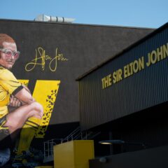 こんな光景を見なければならないなんて…… 旗手怜央もゴールの一戦にエルトン・ジョン憤慨!